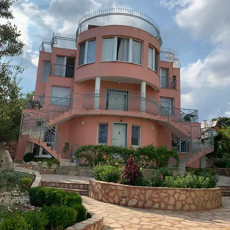 Sunray Guest House, Private & With Lovely Sea View Guest house Varna
