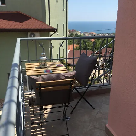 Sunray Guest House, Private & With Lovely Sea View Varna