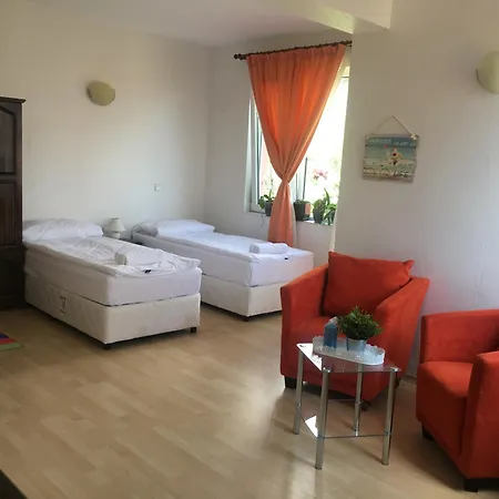Sunray Guest House, Private & With Lovely Sea View Guest house *
